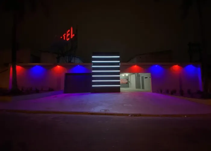 Light Motel